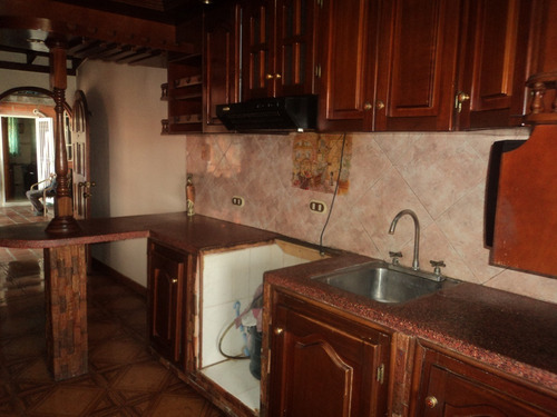 Imagen 2 de 16 de Venta De Apartamento En Urbanización El Lago Ii/madre María 04124827470