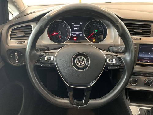 Imagen 14 de 15 de Volkswagen Golf 2016 1.4 Comfortline Dsg At