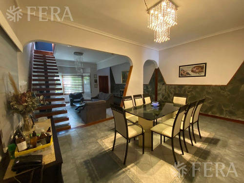 Imagen 4 de 23 de Venta Casa 6 Ambientes Con Cochera, Galería, Piscina Y Quincho En Villa Dominico (28060)