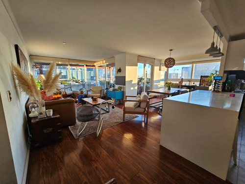 A. De Córdova/tipo Penthouse/4 Dormitorios/remodelado