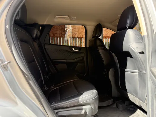Ford Escape ESCAPE SE HYBRID 2.500cc A/T 6AB FE 4X2