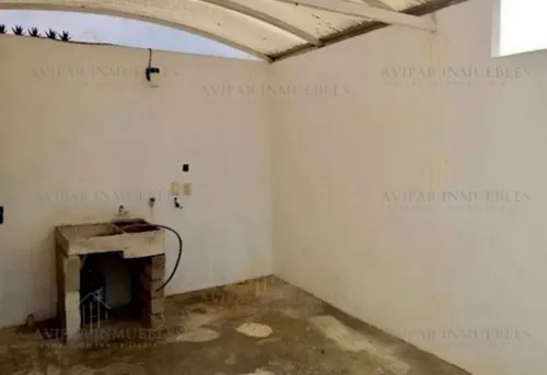 Casa En Venta En Jalisco, Peña De Bernal, La Arbolada, Fracc. Las Luces. (atg054)