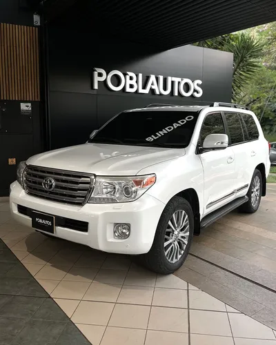 Toyota Land Cruiser LC200 B2+