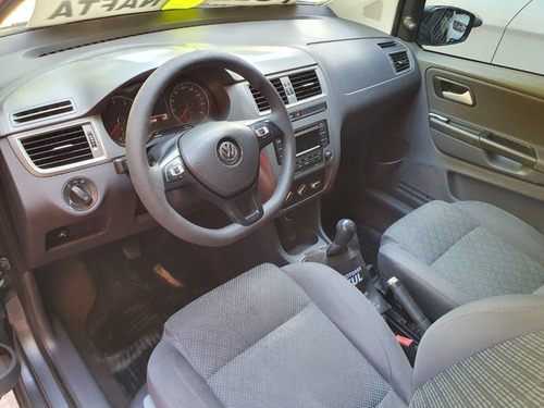 Imagen 8 de 8 de Volkswagen Suran Confortline 1.6 2015