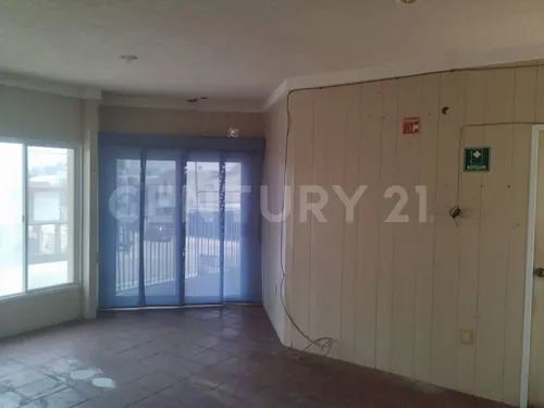 Casa En Venta En Col. Lomas De Chairel