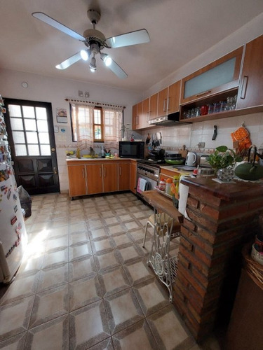 Imagen 5 de 14 de Casa En Venta Cond En Castelar Sur