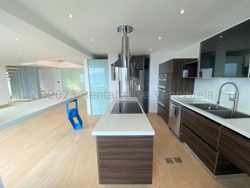 Imagen 10 de 29 de Pent House Triplex En Venta En Lomas Del Sol.