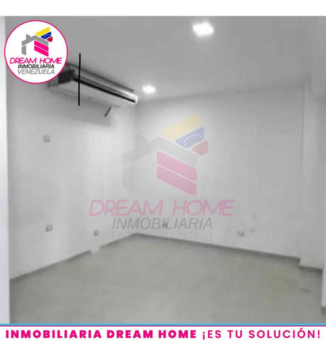Local Comercial En Vente Centro Comercial Oceano Av. Tacagua - La Guaira
