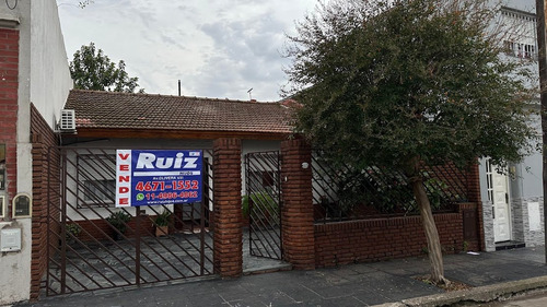 Venta Casa 3 Dormitorios Floresta Con Cochera
