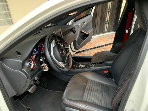 Mercedes Benz A45 Amg Modelo 2014