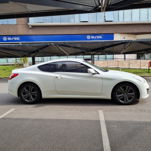 Hyundai Genesis 2.0 Coupe T 210cv Mt