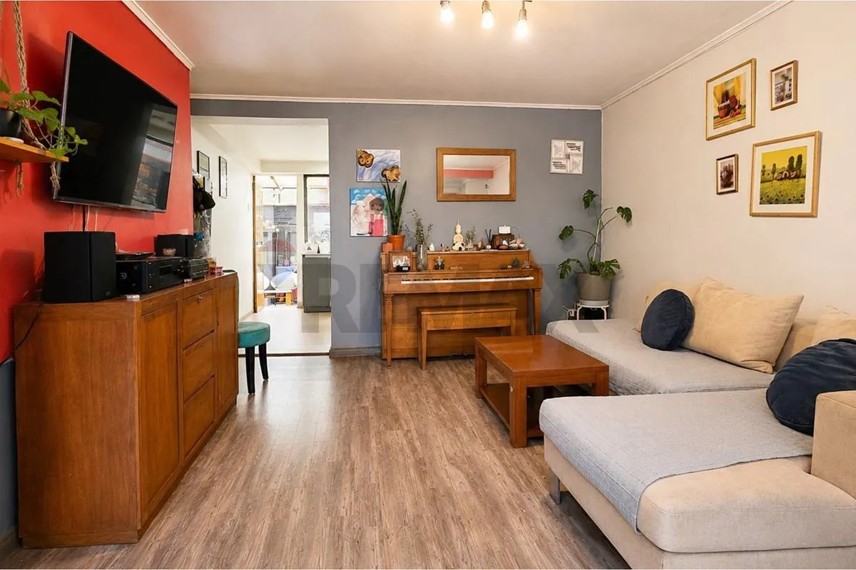 Imagen 5 de 26 de Hermosa Casa En Pje. Con Piscina - Ñuñoa 3d2b