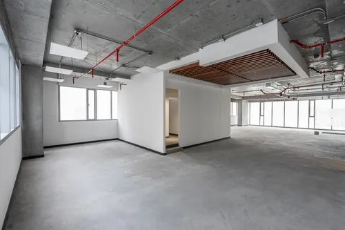 Oficina En Arriendo/venta En Chico Norte. Cod A1094081