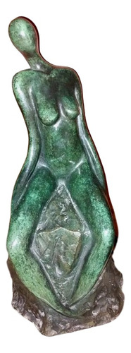 Escultura Estatua Bronce Verde Mujer Sentada Autor Bermudez
