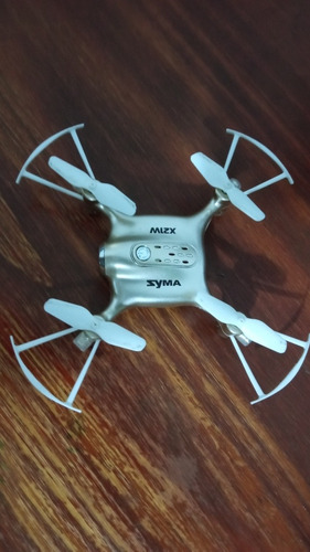 Dron Syma X21w + Cargador Con 5 Baterias