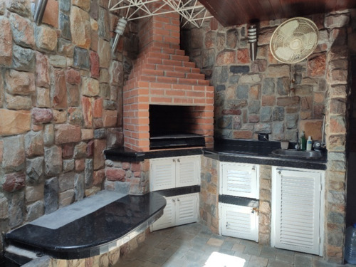 Imagen 12 de 12 de Townhouse En Res. Monte Plata Mp