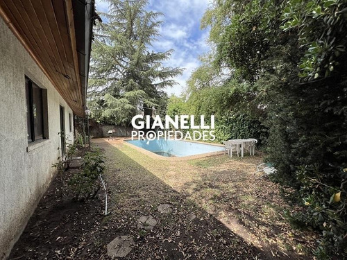 Gran Casa 4d/4b + Serv - Osman Pérez Freire - Miguel Ramírez