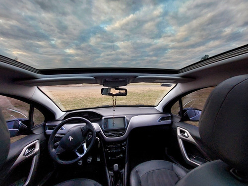 Imagen 6 de 8 de Peugeot 208 2016 1.6 Feline Pack Cuir
