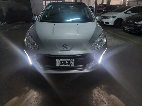Peugeot 308 2.0 Feline 143cv
