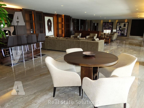 Imagen 9 de 30 de Casa Luxury En Venta, Amueblada, 4 Recámaras, Salón Tv, Muelle, Isla Dorada, Zona Hotelera Cancún