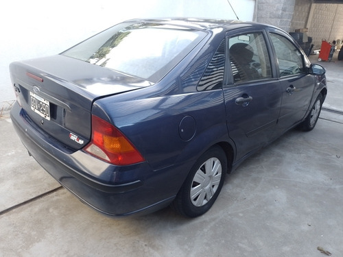 Imagen 4 de 7 de Ford Focus 2007 1.6 Ambiente