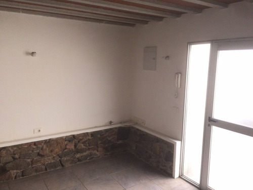 Duplex 1 Dormitorio En Alquiler.
