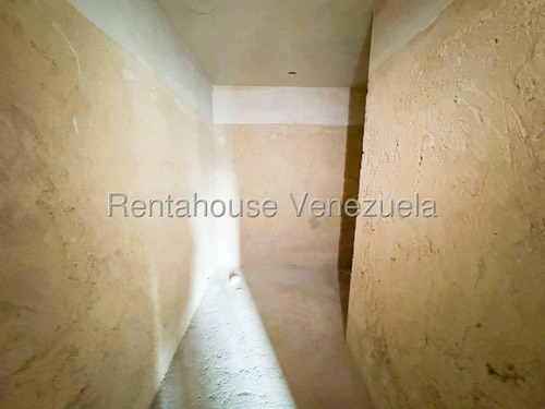 Apartamento En Venta,el Rosal Mls #25-22023 Sc