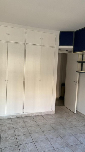 Oportunidad ! Departamento En Venta De 3 Ambientes Con Patio