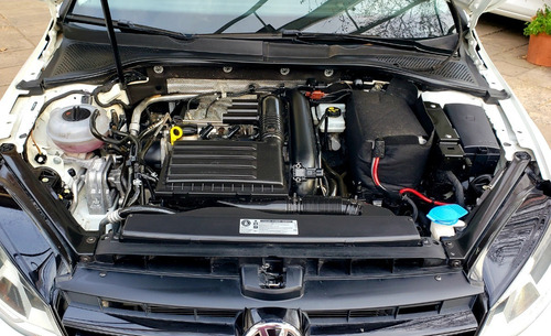 Imagen 15 de 15 de Volkswagen Golf 1.4 Comfortline Tsi Permuto/fcio