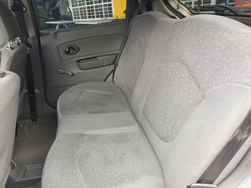 Imagen 11 de 14 de Chevrolet Spark
