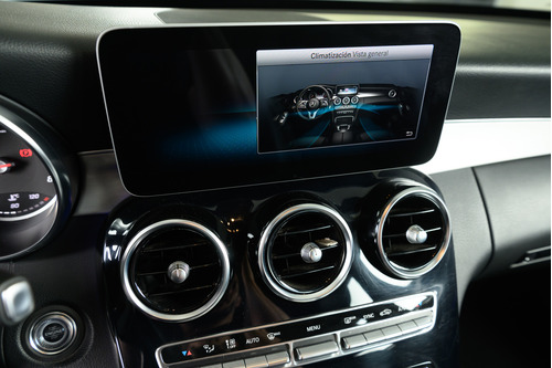 Mercedes-benz Clase C 2.0 C300 Sedan 245cv