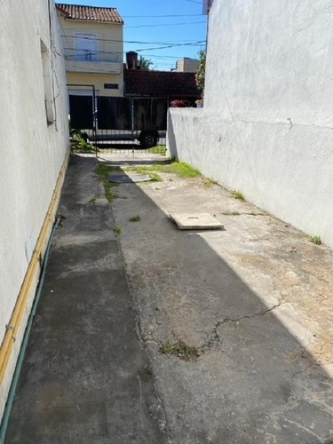 Imagen 2 de 8 de Casa Ph Al Frente De 3 Ambientes En Venta - Moron Norte