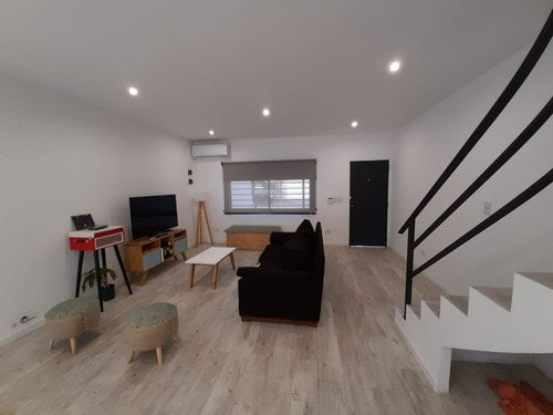 Imagen 4 de 10 de Duplex En Venta En Ituzaingo Norte