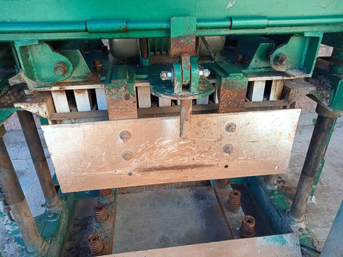Bloquera Modelo Qt4-40