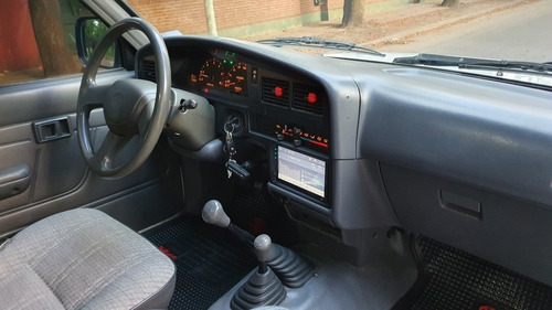Toyota Hilux 1999 2.8 D/cab 4x4 D Dlx