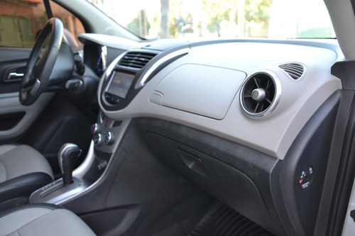 Imagen 19 de 25 de Chevrolet Tracker Awd Ltz + 2016 4x4 / Unico Dueño / Permut