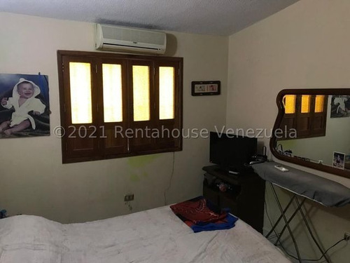 Imagen 10 de 21 de Gustavo Zavala Rentahouse 22-9135