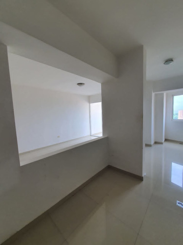 Elena Hidalgo Vende Apartamento En Res. Chelsea Court Obra Blanca Torre West, (solo Clientes)