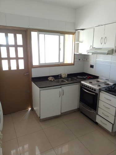 Departamento 3 Amb. C/fte. C/balcon - Lavalle 32 - Ramos Mejia