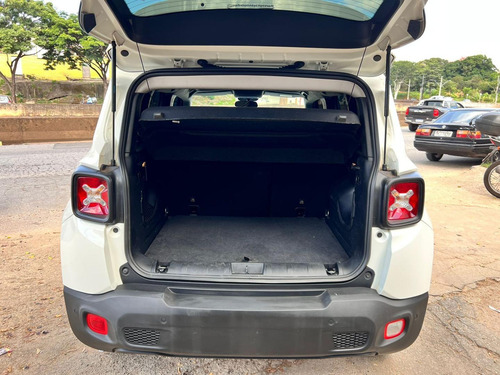 Jeep Renegade Sport 1.8 4x2 Flex 16v Aut.