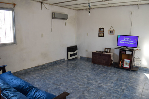 Imagen 28 de 30 de 138 E 11 Y 13. Casa De 3 Dormi En Venta Punta Lara