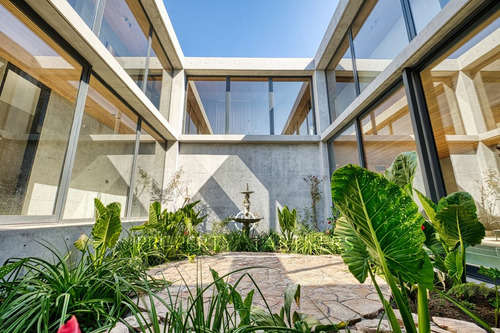 Hacienda,casa Moderna Con Excelentes Terminaciones...