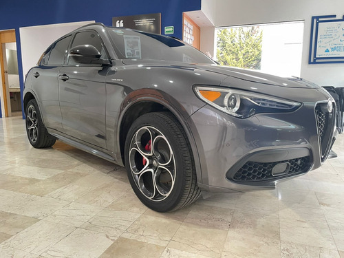 Alfa Romeo Stelvio 2.0L L4 Turbo Veloce Awd