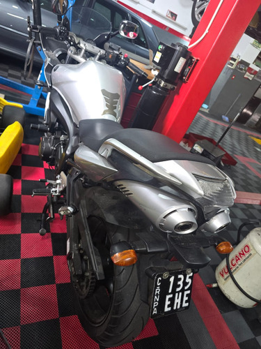 Yamaha Fazer S2 600cm3