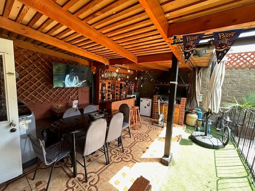 Se Vende Cómoda Casa Uf 3.990 ,valle Lo Campino, Quilicura