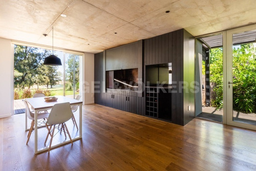 Imagen 5 de 17 de Elegante Residencia En Lomas De La Tahona - Id 5360
