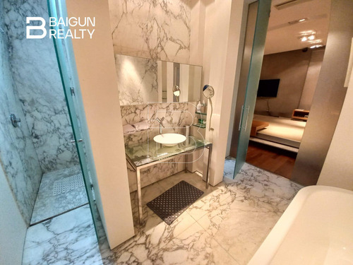 Departamento 2 Ambientes Con Cochera En Venta En Puerto Madero