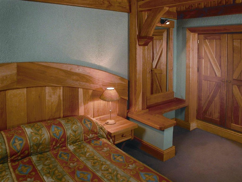 Alquilo Bungalow En Resort En Bariloche Por Semana, 4/5 Pers. (el Precio Publicado Es Por Día)