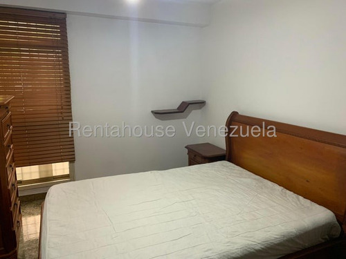 Practico Apartamento En Alquiler En Chacao