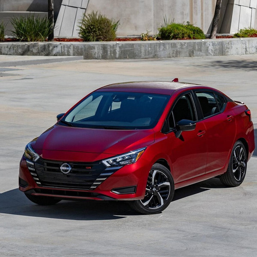 Imagen 15 de 17 de Nissan Versa 2023 1.6 Exclusive At